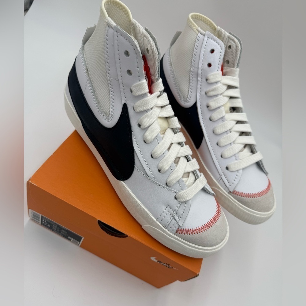 Men’s Nike Blazer Mid 77 Jumbo White Black Size 11 DD3111-100. Unworn With Box. - Picture 1 of 8